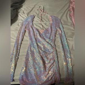 Anahi Iridescent Sequin Long Sleeve Dress in LightPink
